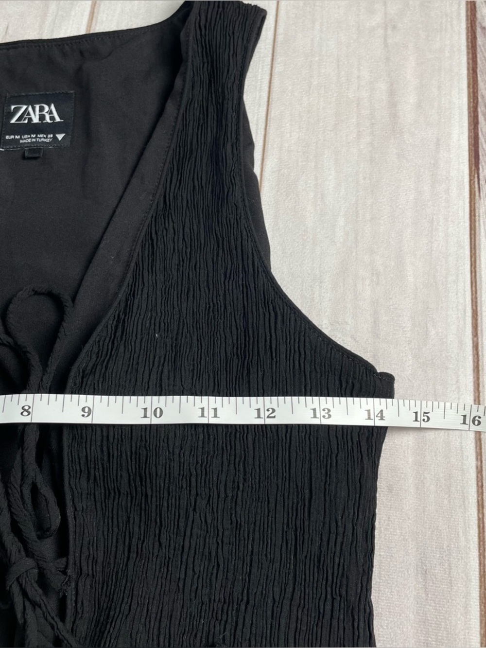 Zara Textured Tie Front Vest Top Women’s M Black Cropped Fitted Minimalist EUC - Picture 12 of 16